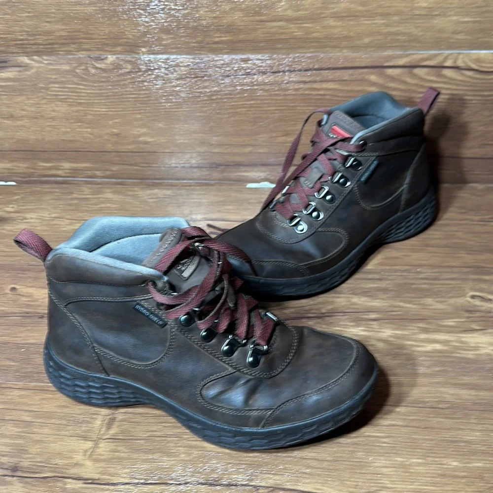 Rockport Hydro shield water proof men’s boot size 7M